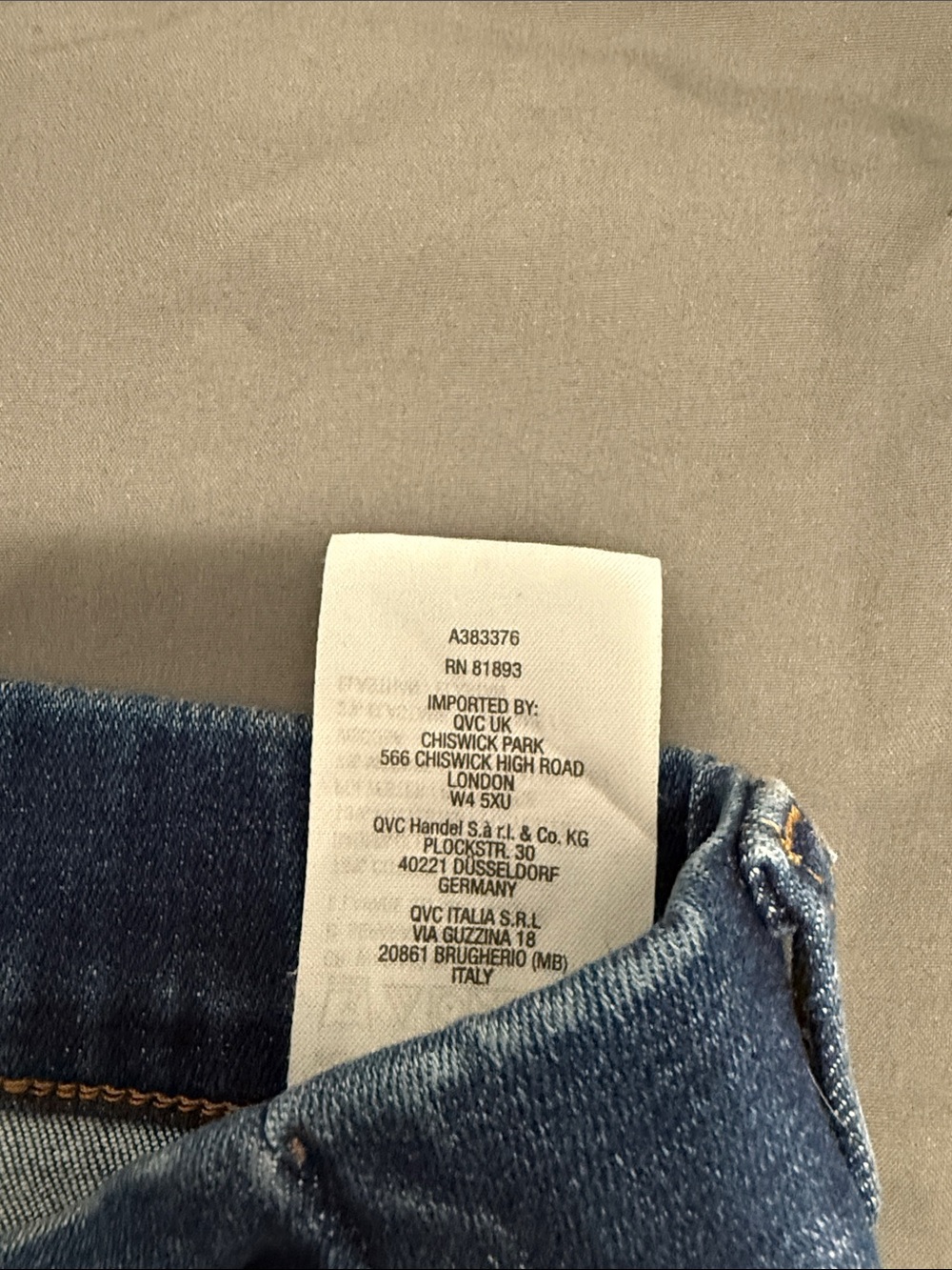 D& Co Women’s Blue Denim Jeans, Denim & Company. - Picture 3 of 6